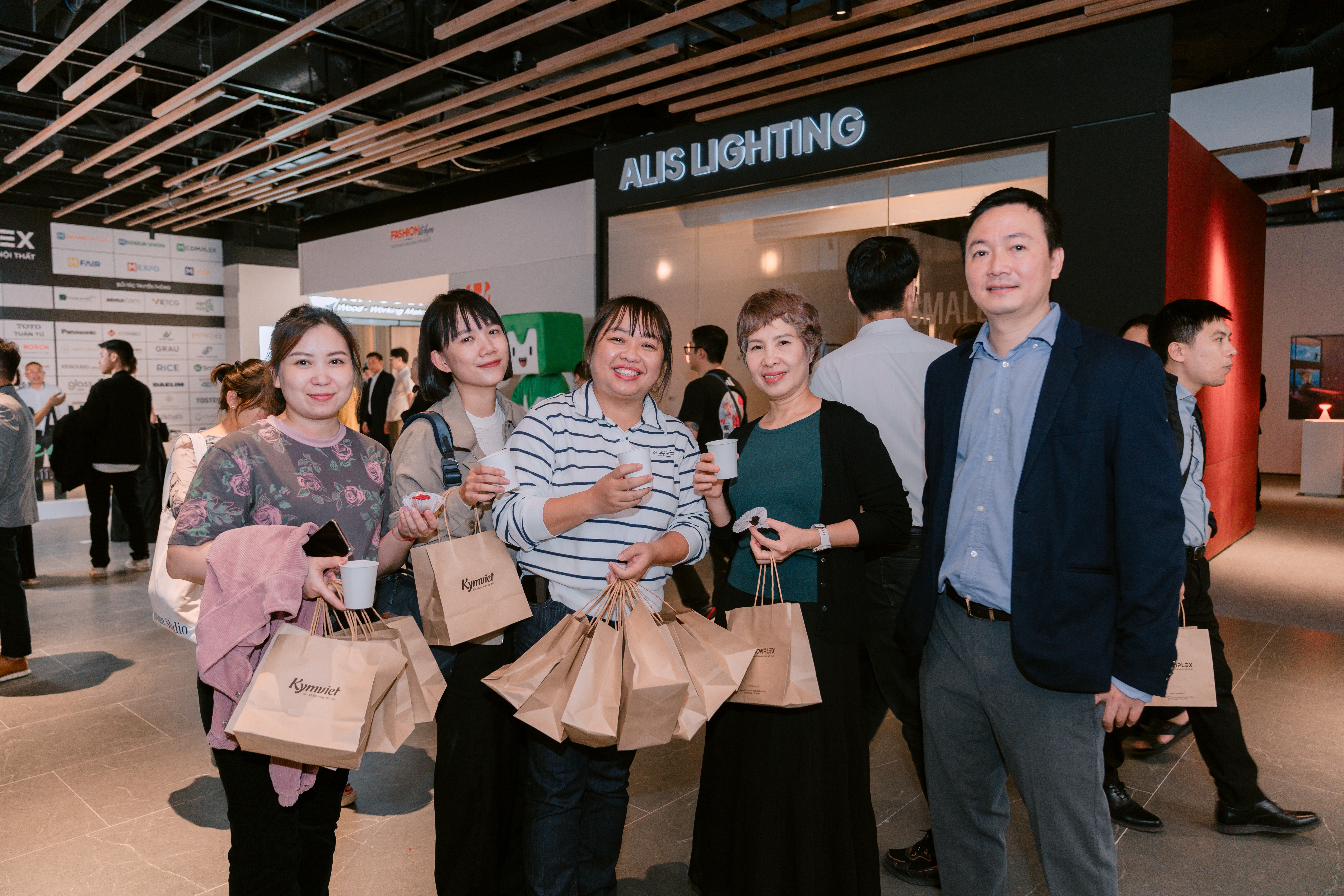 MComplex tiên phong chuyên nghiệp hóa chuỗi giá trị ngành nội thất, kiến trúc - 3 MComplex tiên phong chuyên nghiệp hóa chuỗi giá trị ngành nội thất, kiến trúc - 3